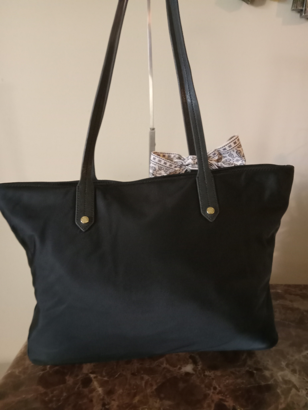 Karl Lagerfeld Blk Nylon/Leather Tote Bag w/ Scarf EUC - Picture 10 of 11